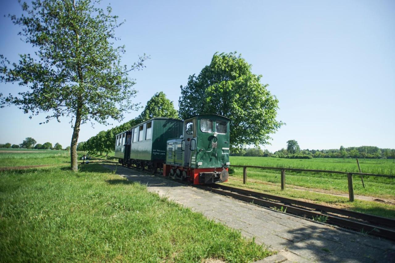 Stettiner Haff Nebengebaeude Villa Mönkebude Buitenkant foto